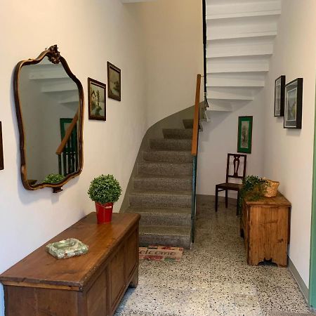 Casa Tiffany Tra Lago E Monti مانديلو ديل لاريو المظهر الخارجي الصورة